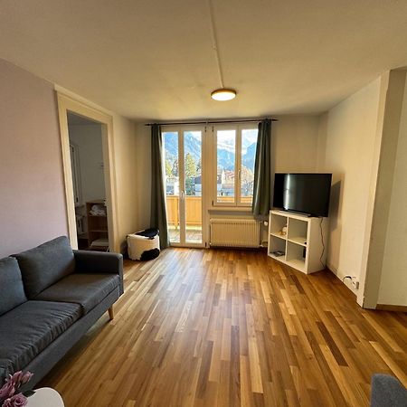 Uptown Apartments Interlaken Free Parking Rum bild