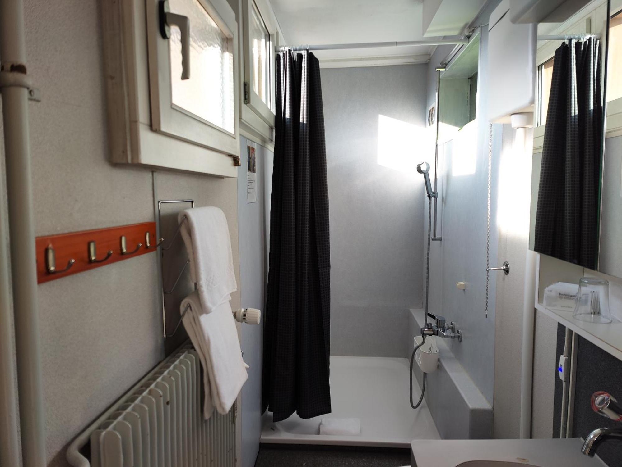 Uptown Apartments Interlaken Free Parking Rum bild